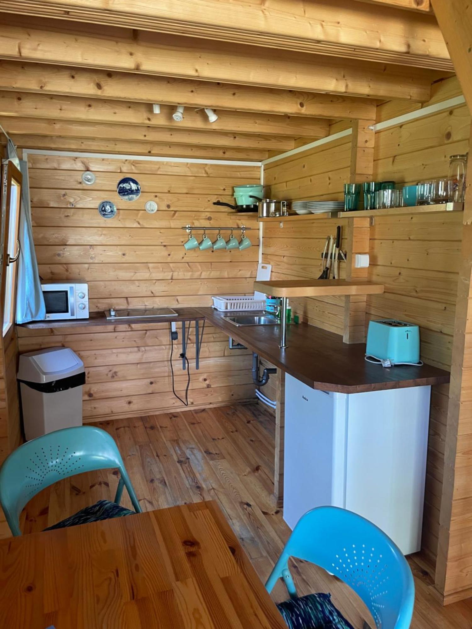 Pokoje I Domki Letniskowe Bros Dziwnów Esterno foto