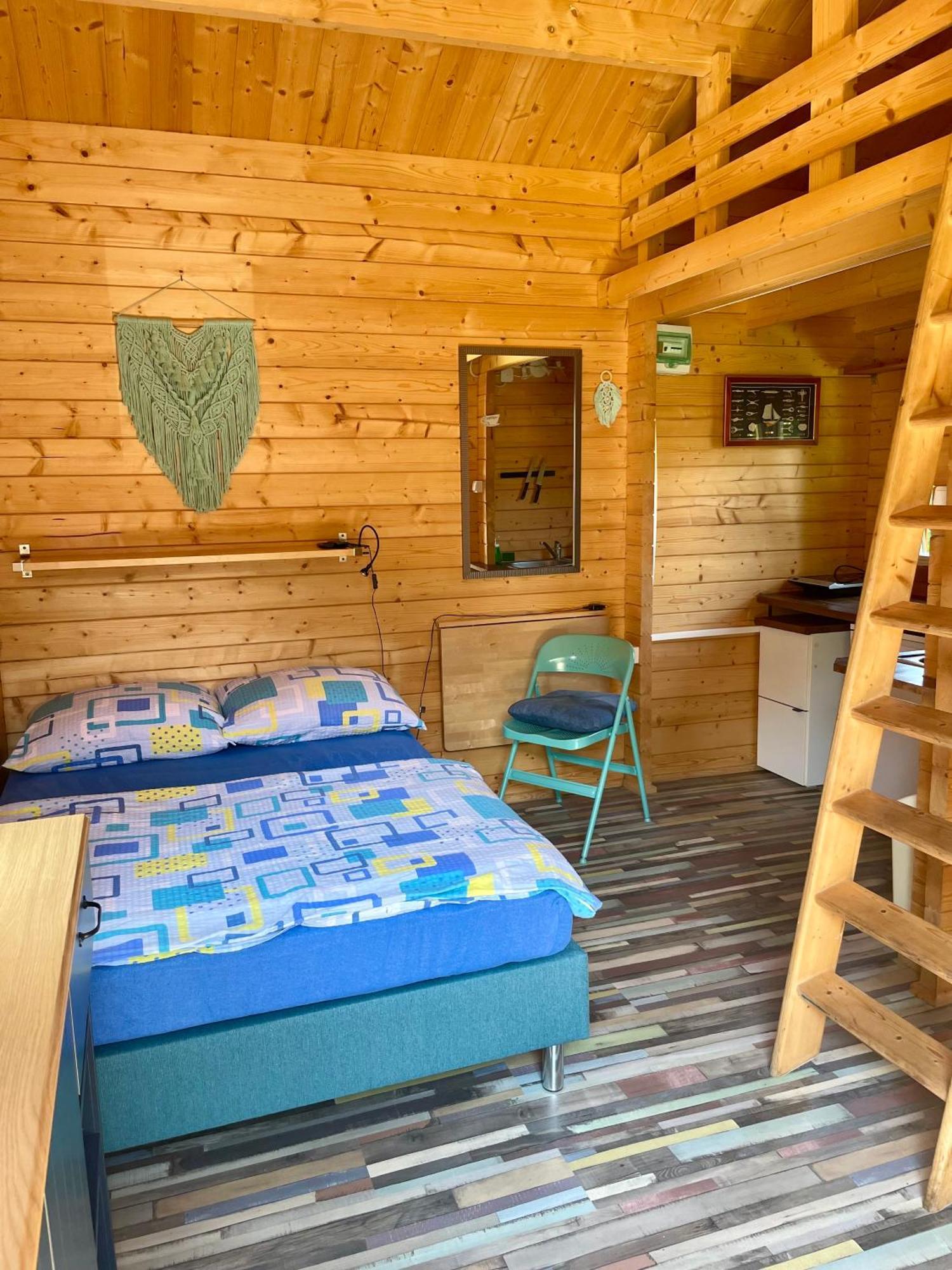 Pokoje I Domki Letniskowe Bros Dziwnów Esterno foto